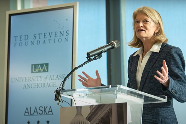 Sen. Murkowski speaks a the Ted Stevens Foundation event