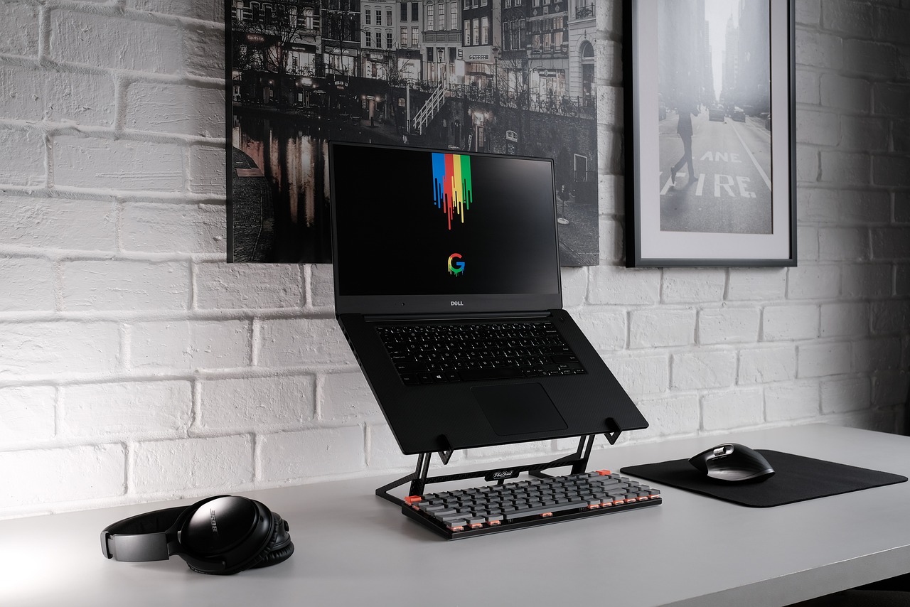 Laptop Graphic