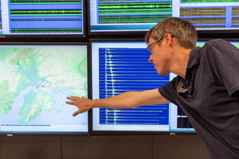 UAF seismology monitoring