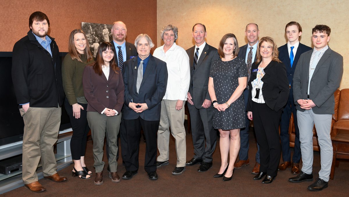 President Pitney with members of Northrim's Fairbanks team 