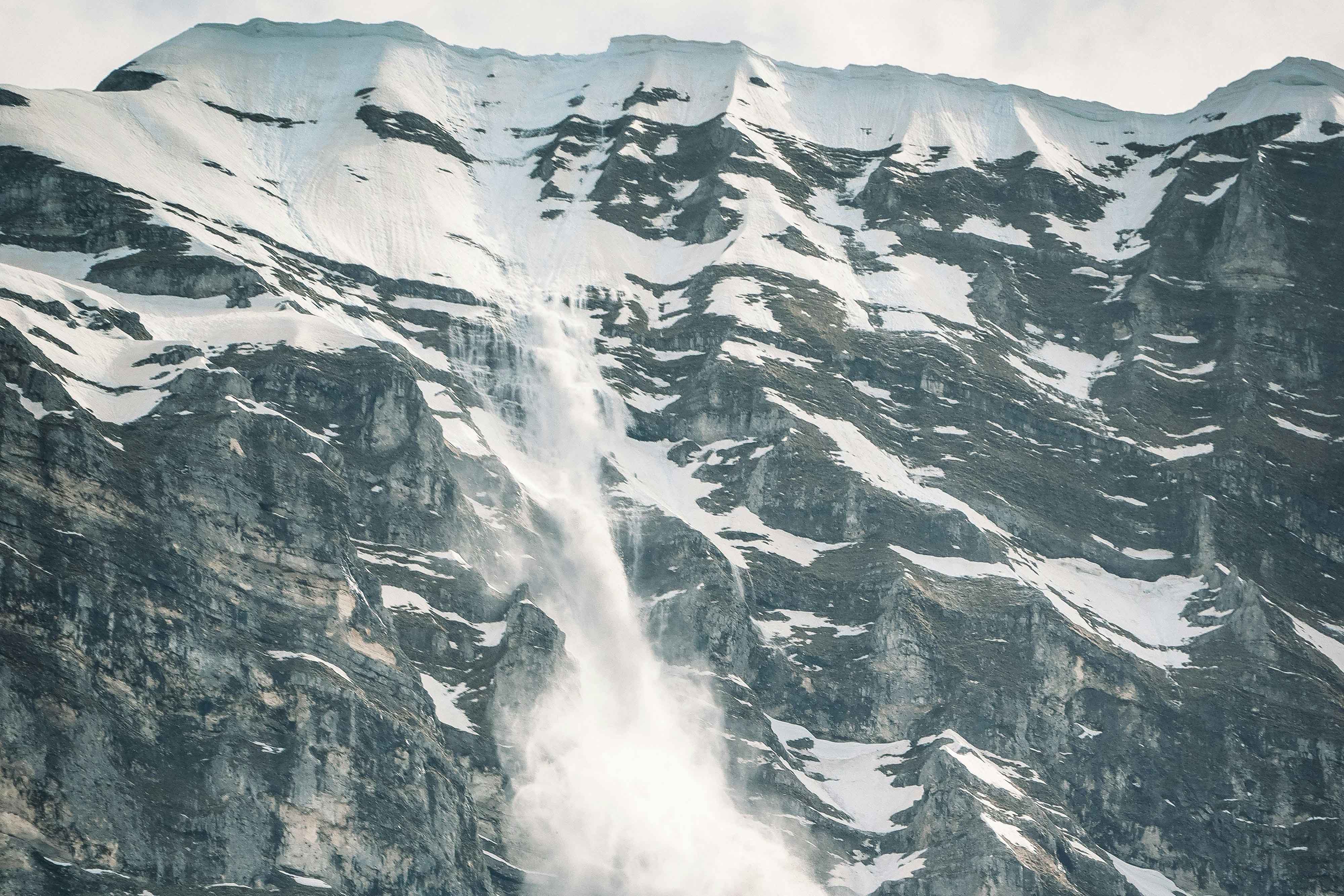 From Snowball to Avalanche Avalanche