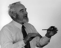 Neil Davis lectures. Photo: Geophysical Insitute